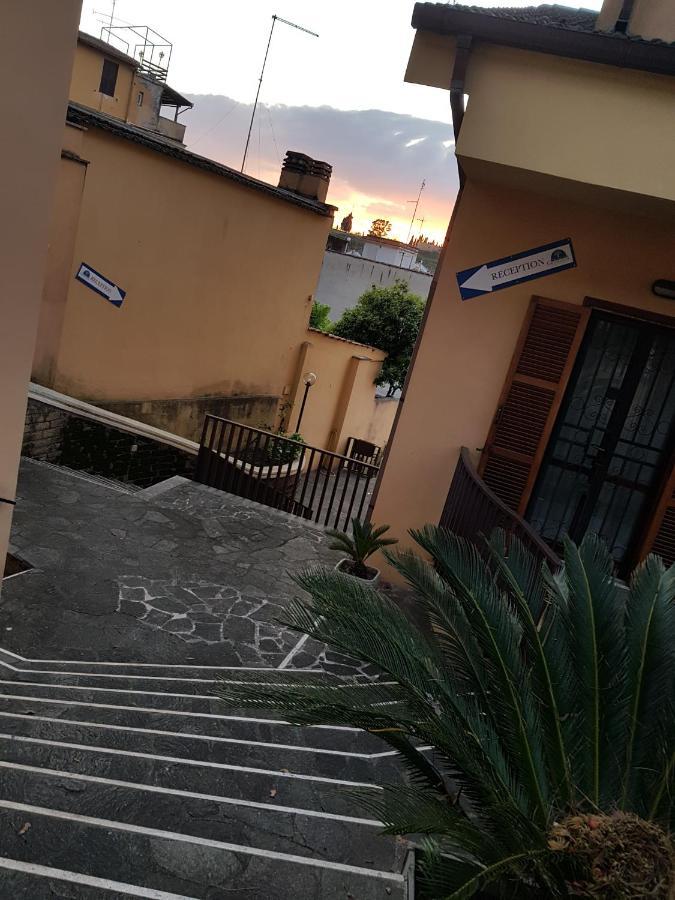 Bed and Breakfast Domus Getsemani Рим Экстерьер фото